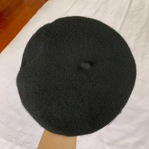 NWT Black Felt Beret